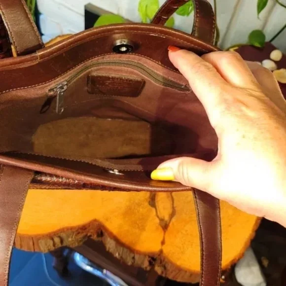 Vintage Brighton Croc Pattern Bucket Bag - Picture 6 of 11